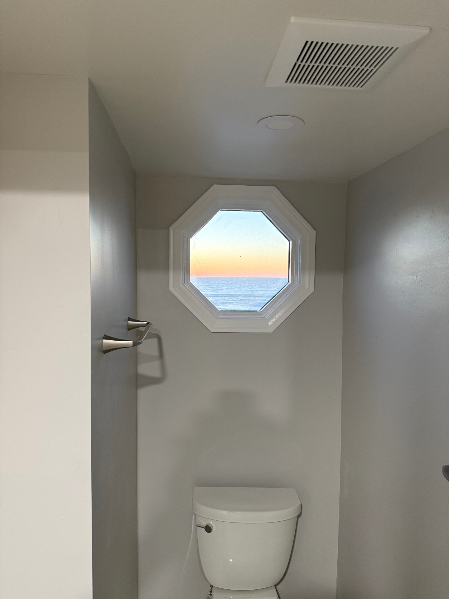 MVW General Contractors — Coastal Powder Room